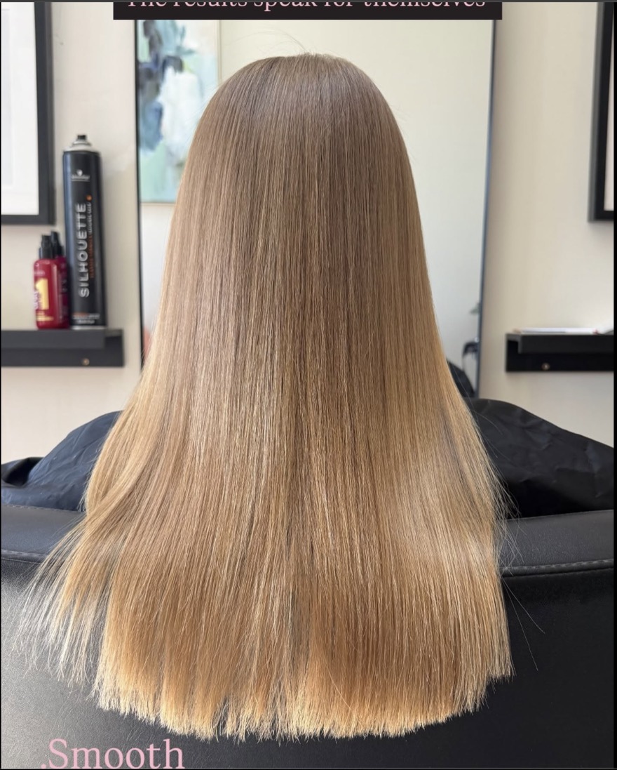 Glossy long hair with a smooth finish